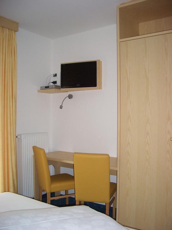 Garni-Hotel Pichler Ortisei Exterior photo
