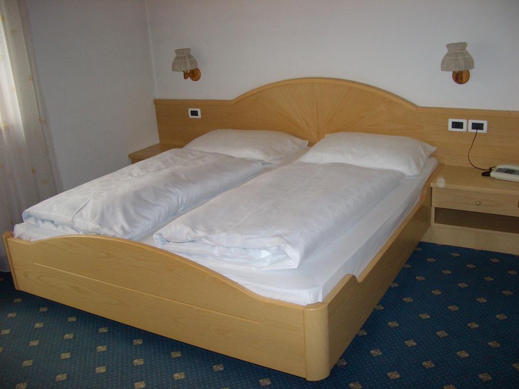 Garni-Hotel Pichler Ortisei Exterior photo